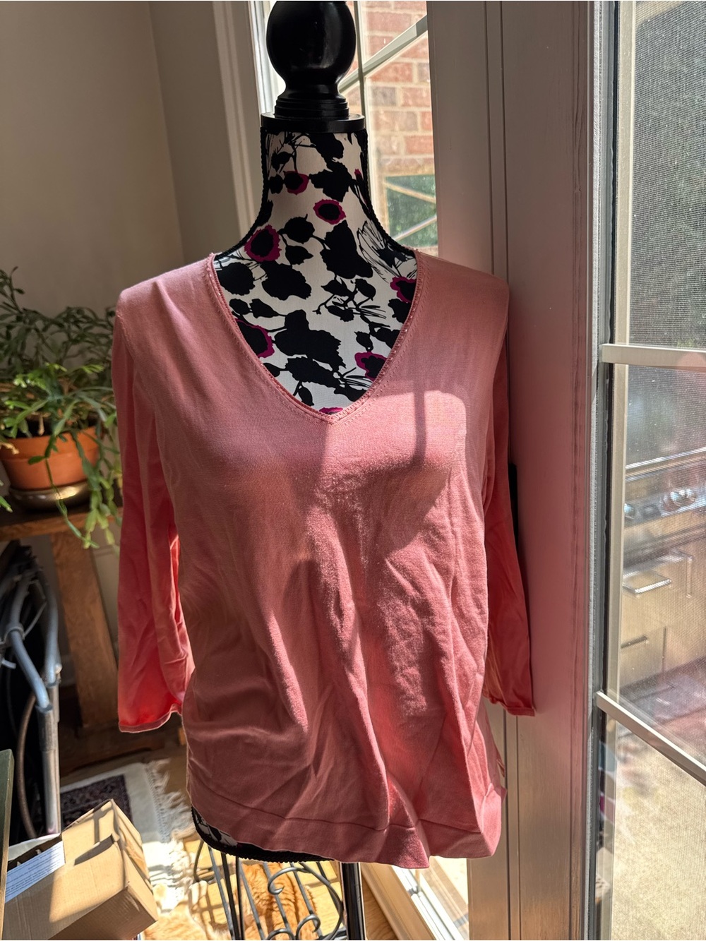Jones New York Coral Pink V-Neck Long Sleeve Top